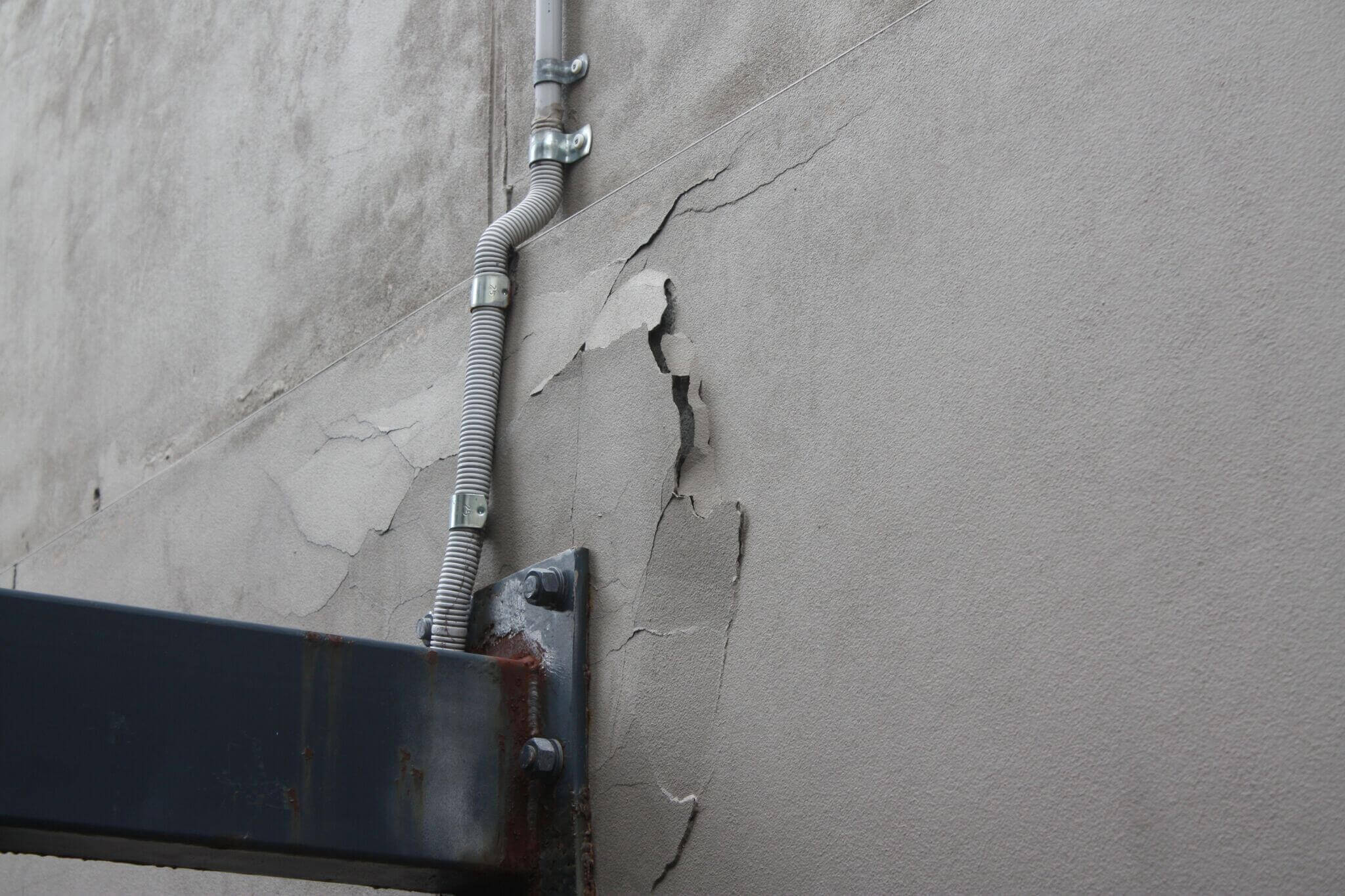 Peeling Paint - Structural Building Solutions - Remedial Building Services